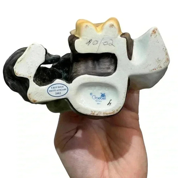 M.I. Hummel Kienstlerte The Cat’s Meow First Issue - Picture 9 of 16